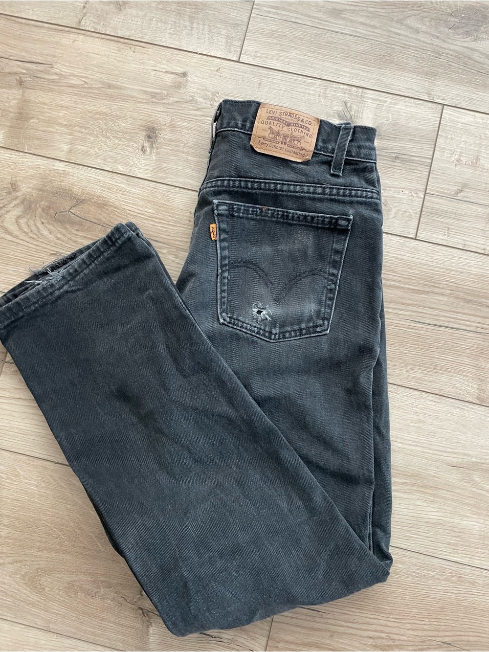 Vintage Levi's 506 Relaxed Fit Straight Leg jeans from 1999, Made in Canada